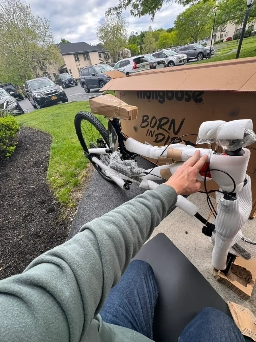 Mongoose mountain bike unboxed and frame assembled - Pleasantville NY
